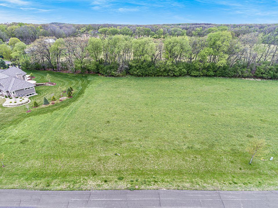 1st image of 4800 Nantucket Dr Unit 4800-18