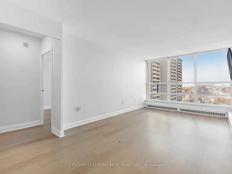 111 Ridelle Ave #1204 — Photo 8