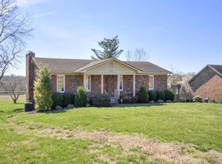 237 Salt River Dr, Shepherdsville, KY 40165