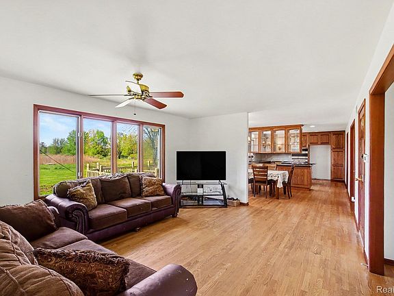 4th image of 13519 Foley Rd