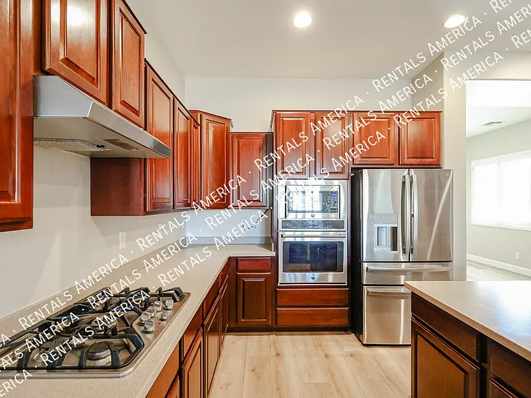 18676 E Braeburn Ln — Photo 28