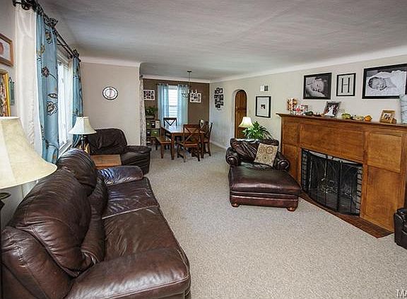 2nd image of 1814 Morven Ave