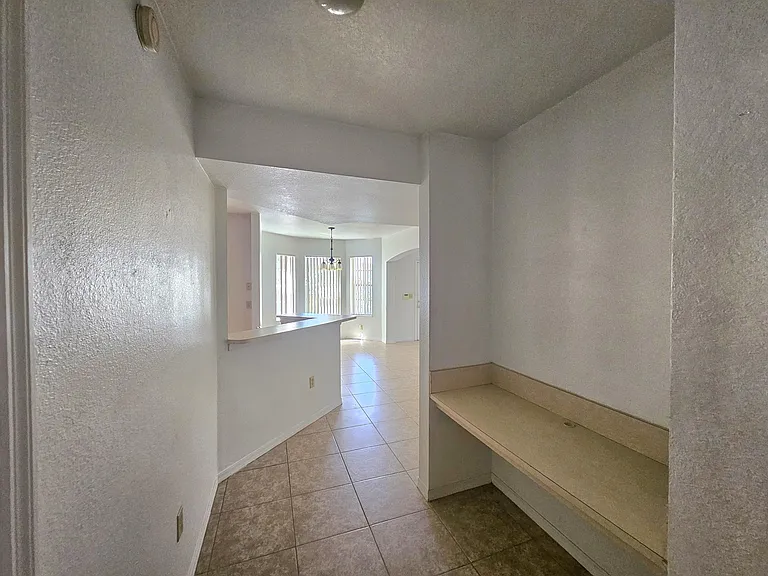 112 SW Peacock Blvd #7-101 — Photo 5