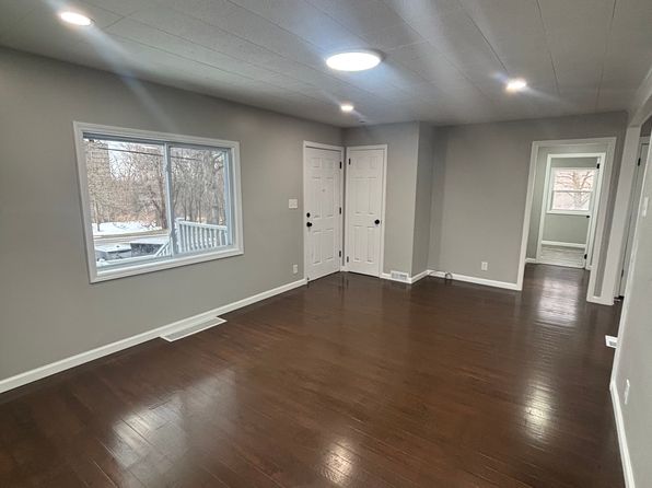 (undisclosed Address)