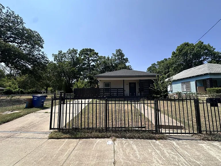2903 Carpenter Ave — Photo 27