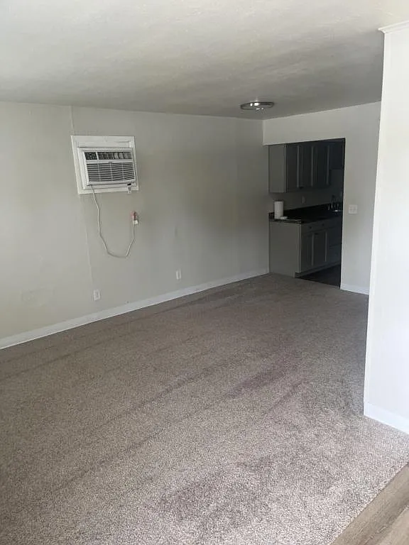 201 E Cleveland St, Unit 6D — Photo 2