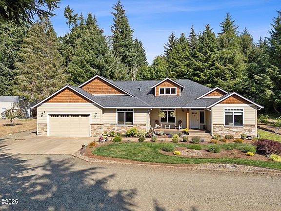2nd image of 385 N Deer Dr