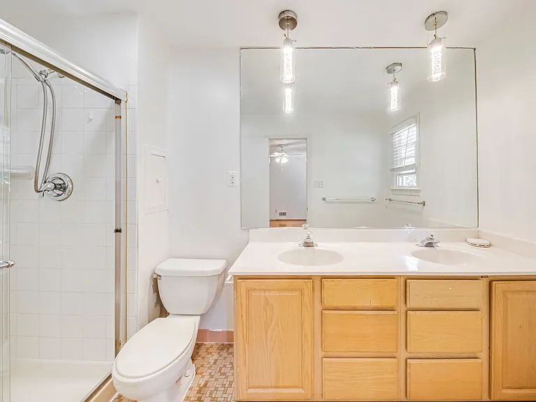 6715 Tildenwood Ln — Photo 10
