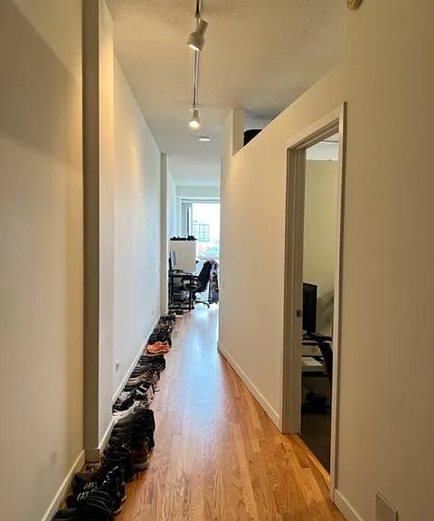 950 W Erie St #702 — Photo 17