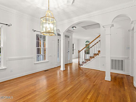 5th image of 3628 Litchfield Drive