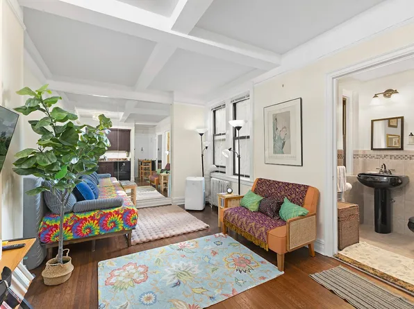 457 West 57th Street image 2 of 8