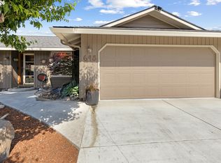 645 SE Pine Ct, Hermiston, OR 97838