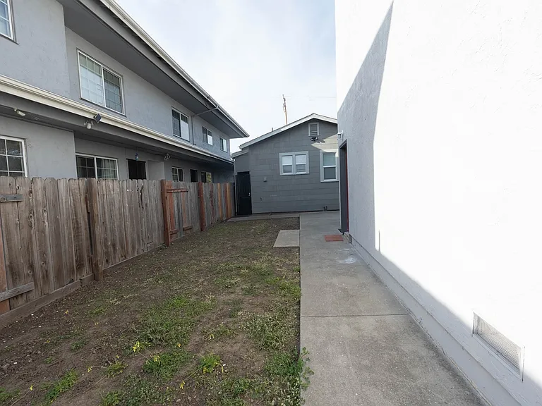 2456 88th Ave — Photo 34