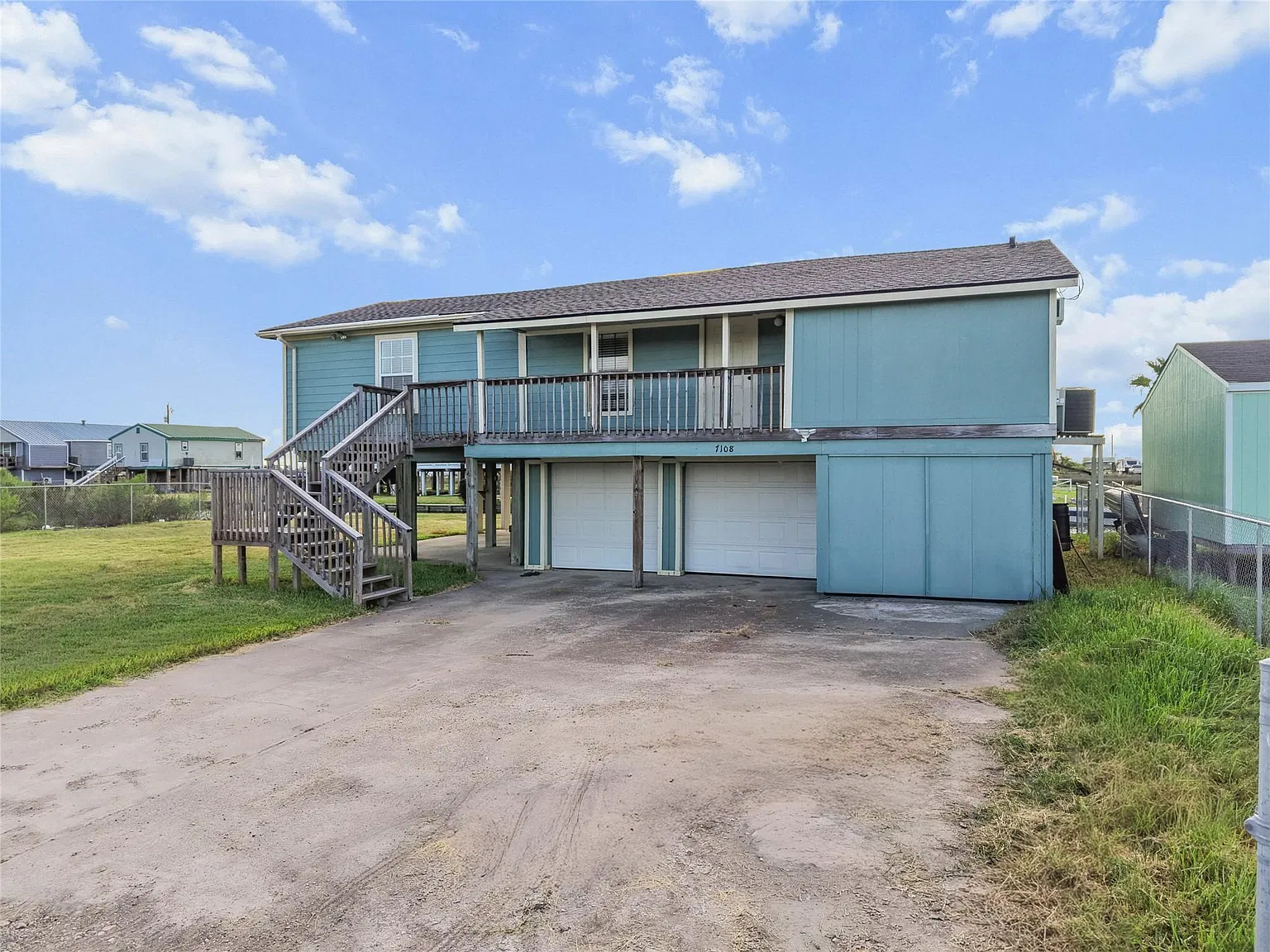 2 bed, 1.5 bath, 1200 sqft, $2,000 — Photo 3