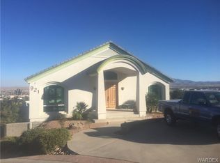 921 Crestwood Ln, Kingman, AZ 86409