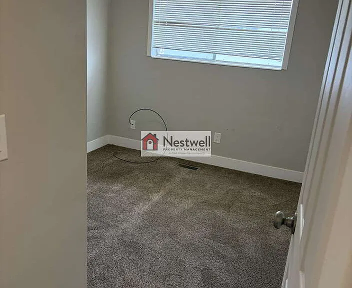 230 W Center St #23 — Photo 13
