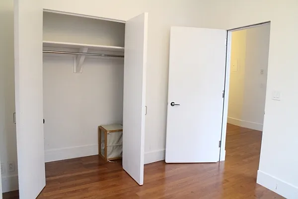 Rented by Citi Habitats | media 7