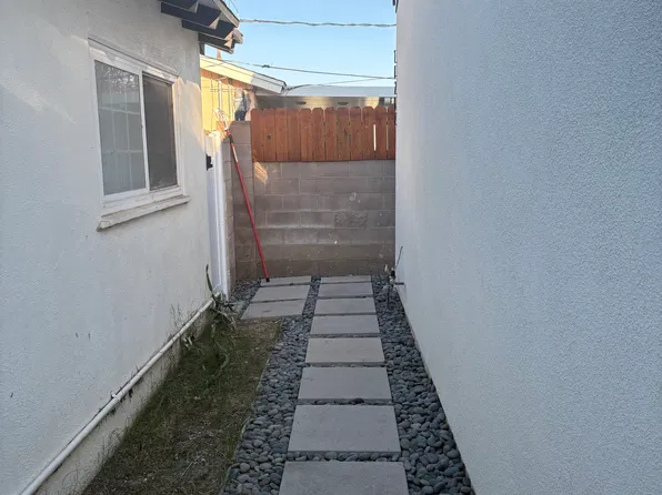20202 Londelius St, Winnetka, CA 91306