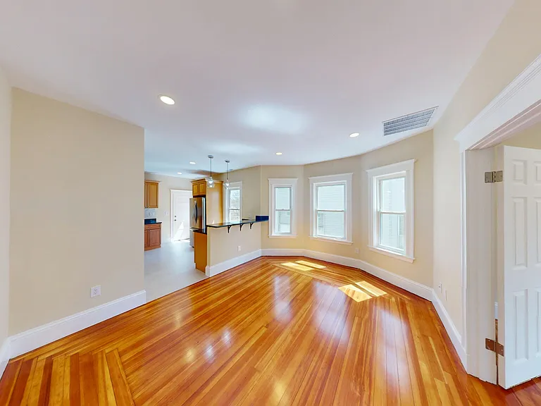 27 Champney St #2 — Photo 3