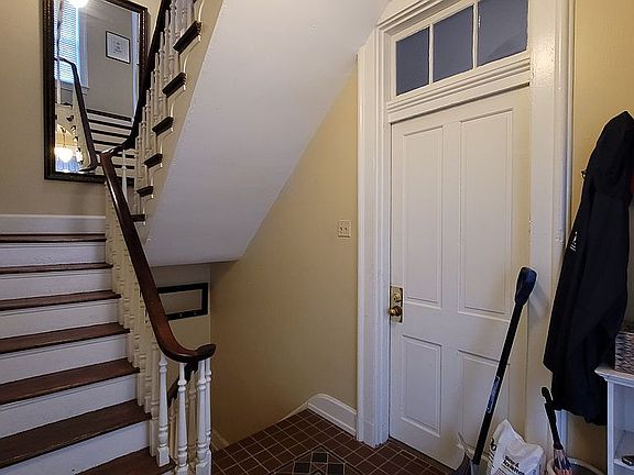 Side/main entry
