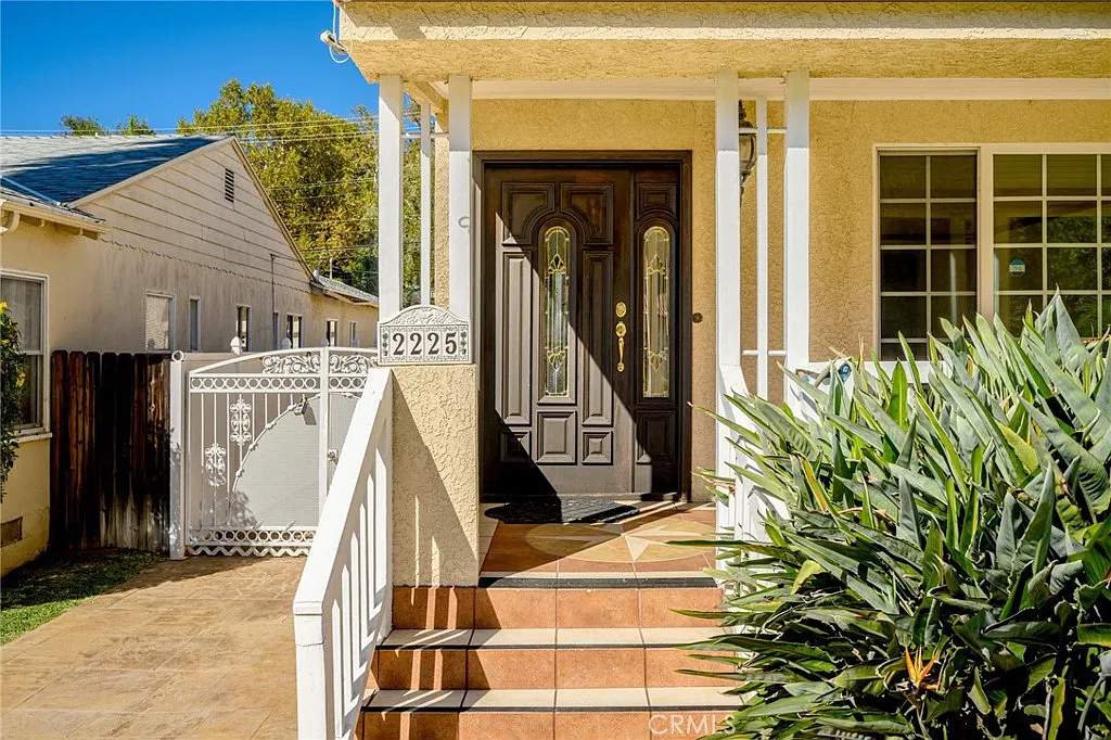 4 bed, 3.5 bath, 2146 sqft, $7,500 — Photo 3