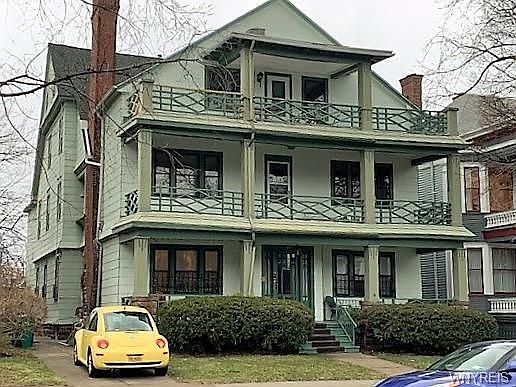 1st image of 424 Richmond Ave APT 3