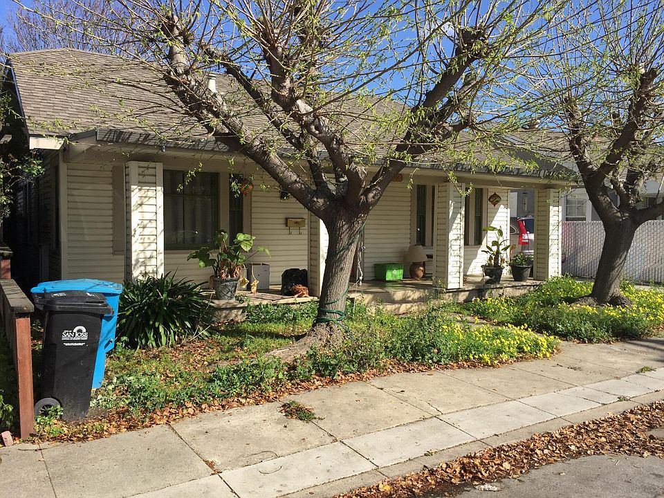 1st image of 232 Cleaves Ct