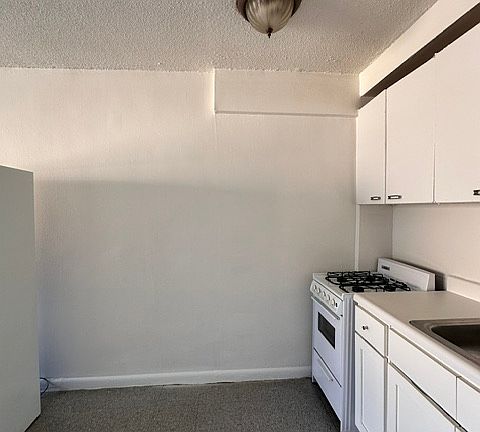 3rd image of 109-15 37th Ave #8B
