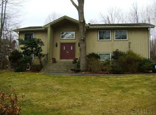 15 Brett Rd, Carmel, NY 10512