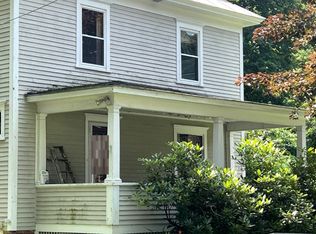 5 Benson St, Lewiston, ME 04240