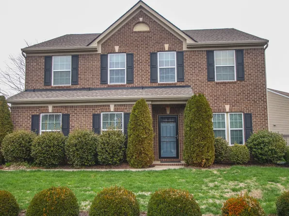 3132 Blakely Dr, Murfreesboro, TN 37128