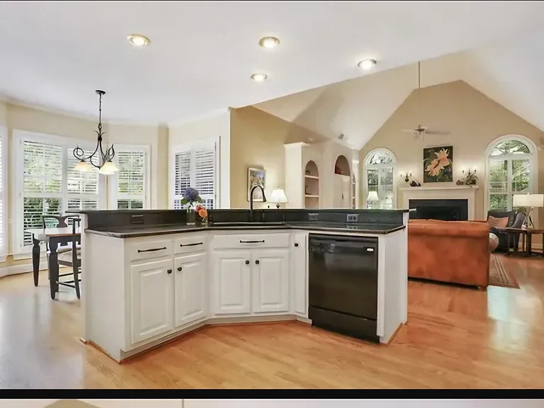 485 Abbeywood Dr — Photo 10