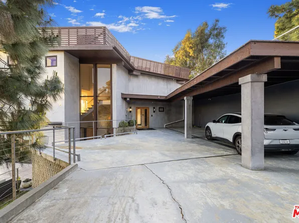 1735 Summitridge Dr, Beverly Hills, CA 90210