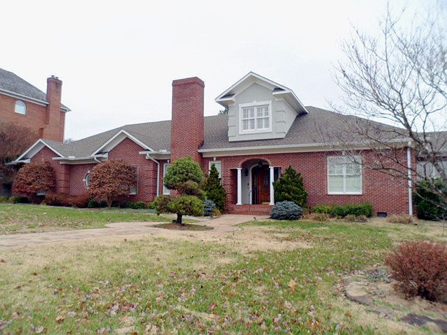 1st image of 8812 Rosemont Blvd