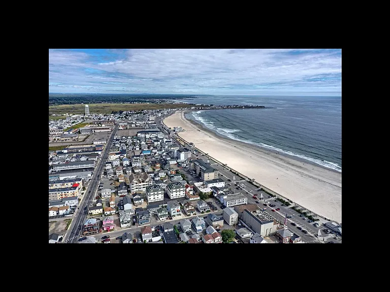 83 Ocean Blvd #307 — Photo 3