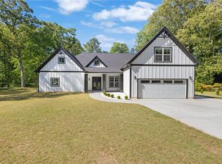 81 Hager Dr, Riverdale, GA 30274