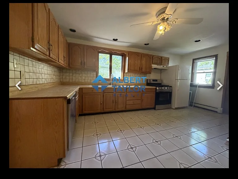 30 Maple St #2 — Photo 6