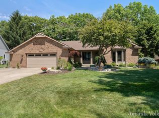 5052 Chableau Dr SW, Wyoming, MI 49519