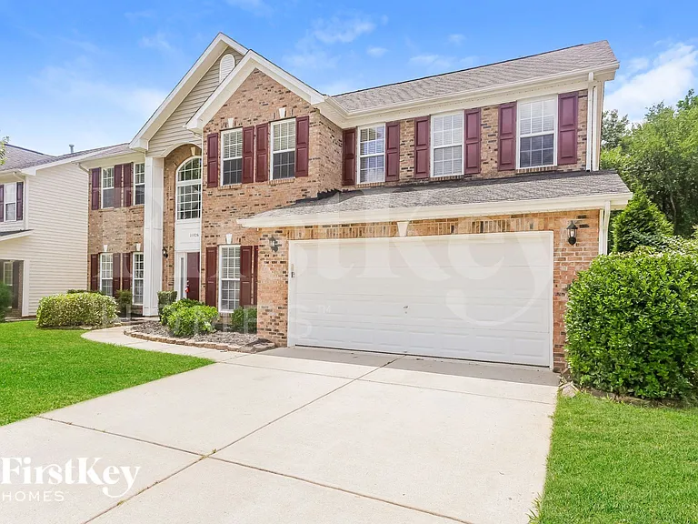 10826 Dapple Grey Ln — Photo 2