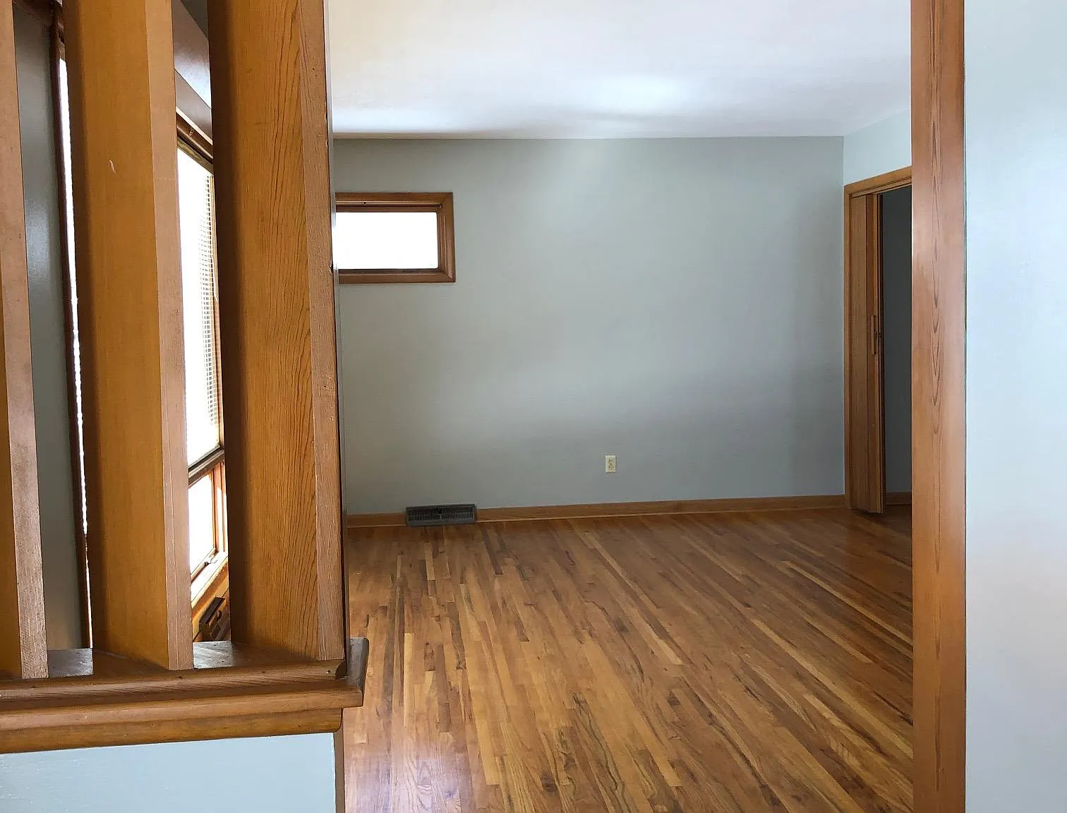 3 bed, 2463 sqft, $1,850 — Photo 3