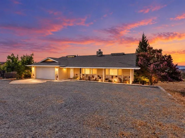3460 Lakeview Dr, Ione, CA 95640