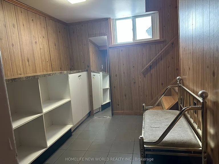 29 Fulham St #BASEMENT — Photo 10