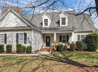 110 Willow Ridge Dr, Louisburg, NC 27549