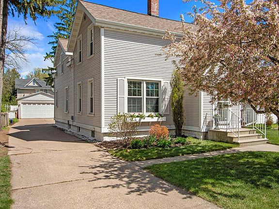 2nd image of 1716 MC CULLOCH STREET