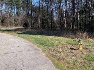 Edna St, Catawba, NC 28609