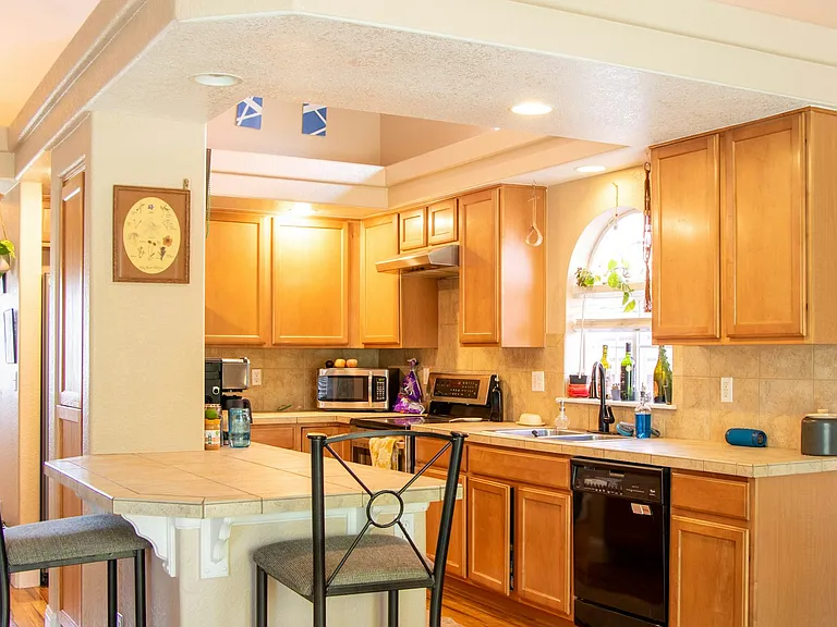 4816 Ireland Ct — Photo 4