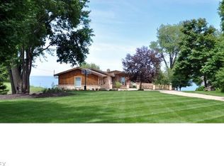 23528 Lake Rd, Bay Village, OH 44140