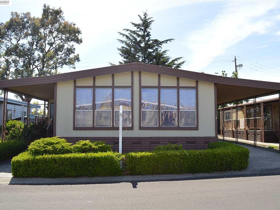 1st image of 29381 Sandburg Way