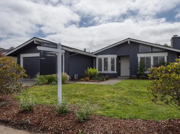 1557 Mizzen Ln, Half Moon Bay, CA 94019
