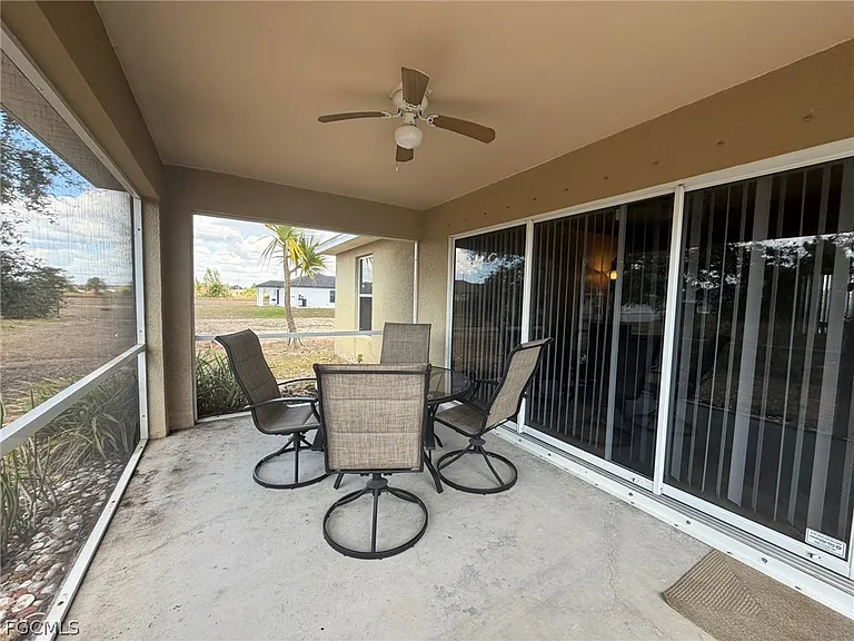 3732 NE 12th Pl — Photo 47